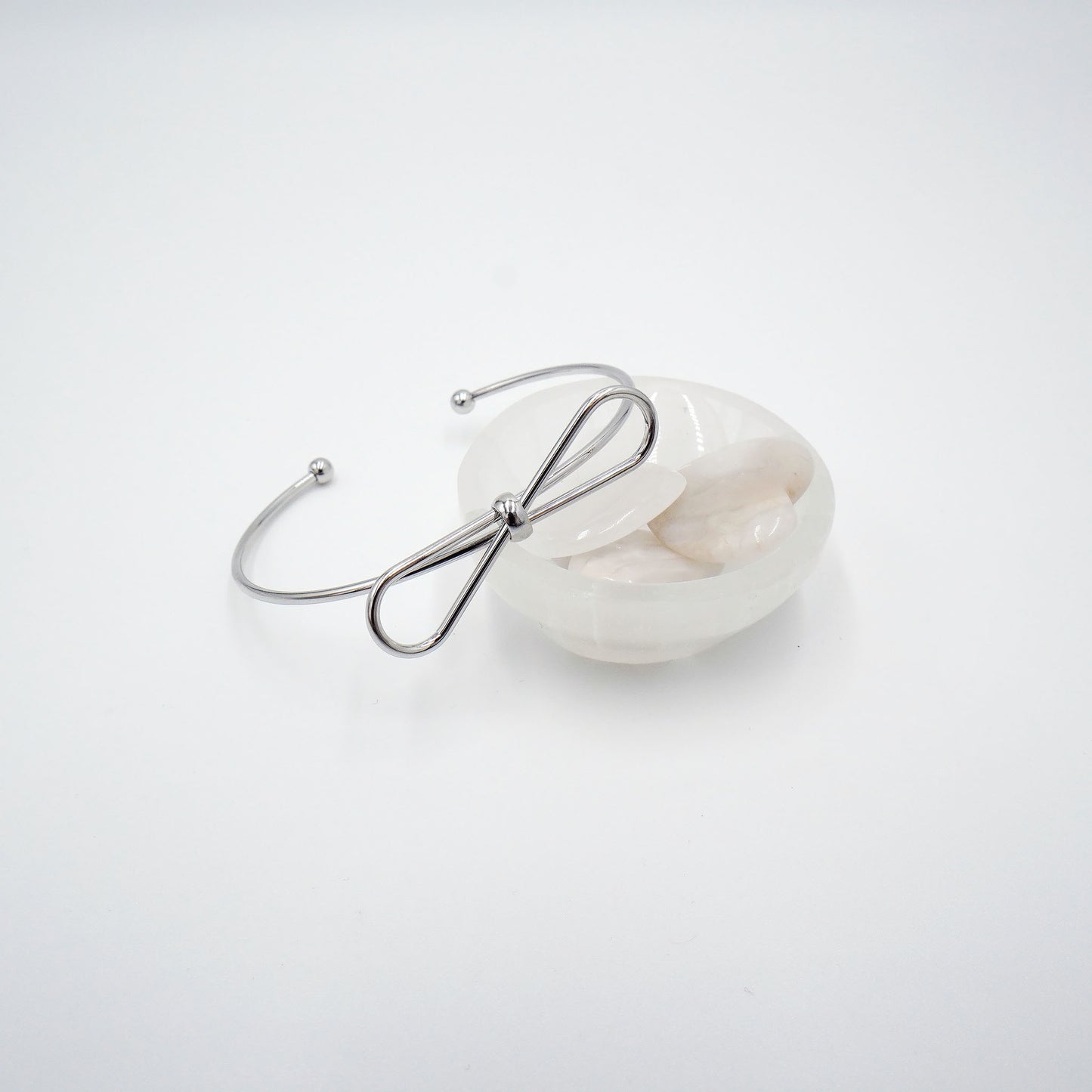 Bow Accent Bangle Bracelet