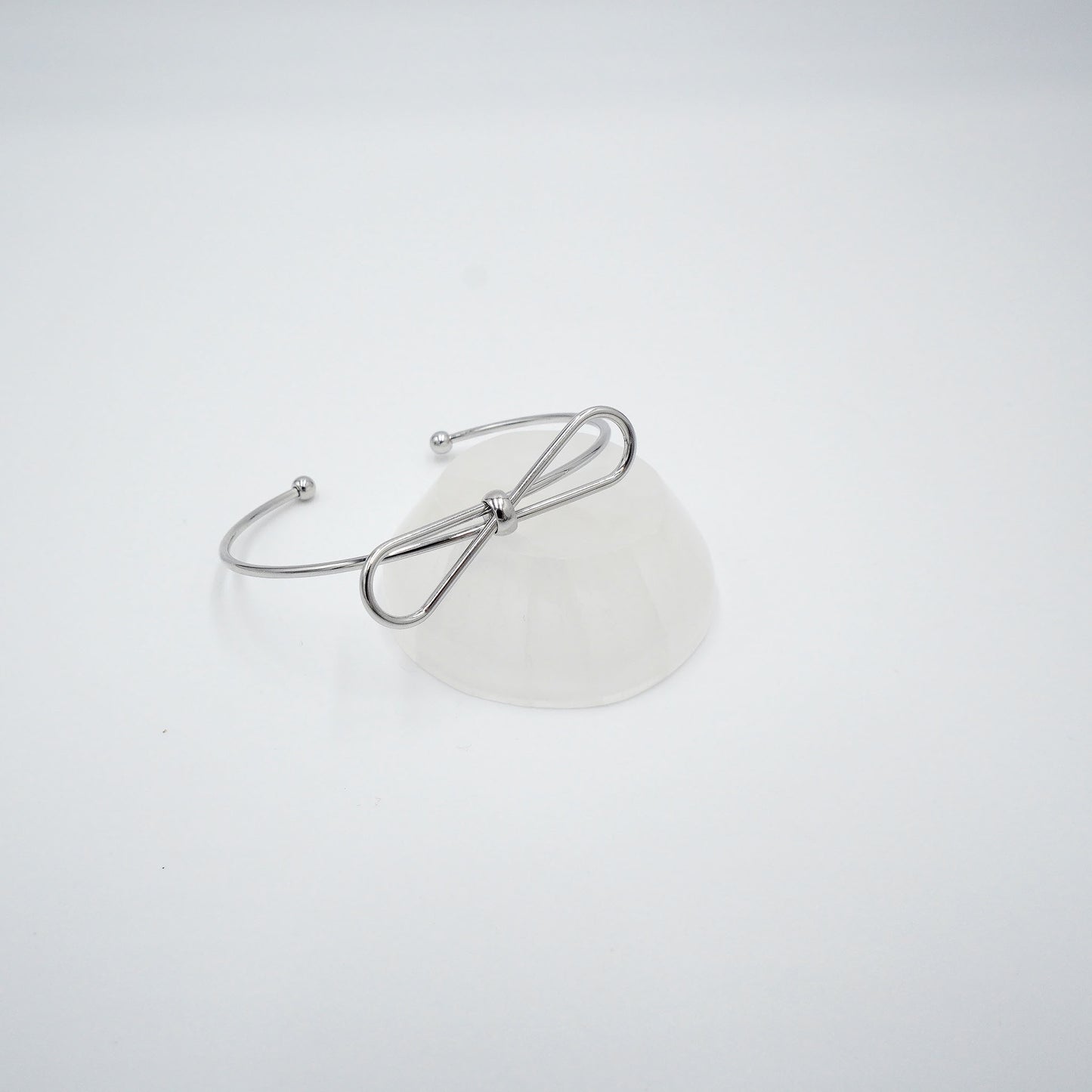 Bow Accent Bangle Bracelet