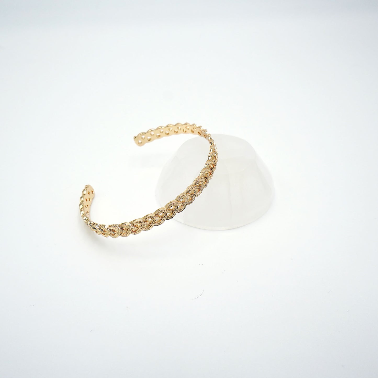 Braided Mesh Gold Cuff