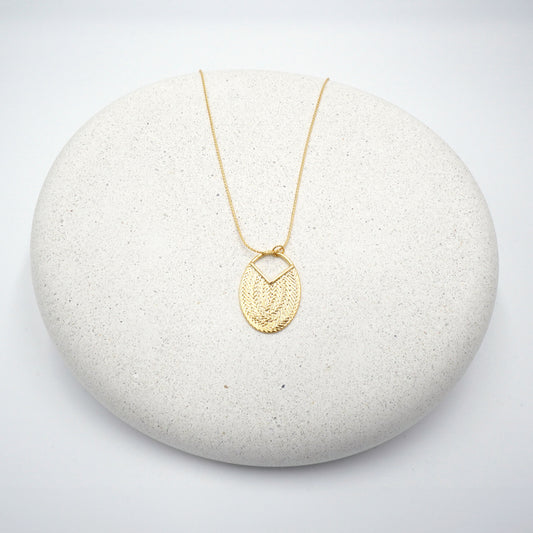 Braided Oval Pendant Necklace